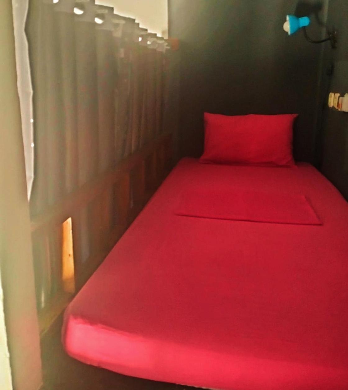 Jati Village, Party Hostel And Bungalows ギリ・トラワンガン エクステリア 写真