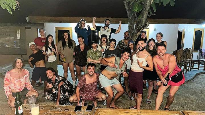 Jati Village, Party Hostel And Bungalows ギリ・トラワンガン エクステリア 写真